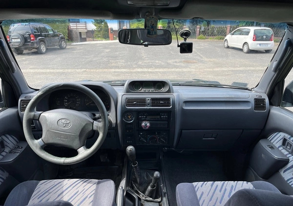 Toyota Land Cruiser cena 18000 przebieg: 492000, rok produkcji 1999 z Świdnica małe 29